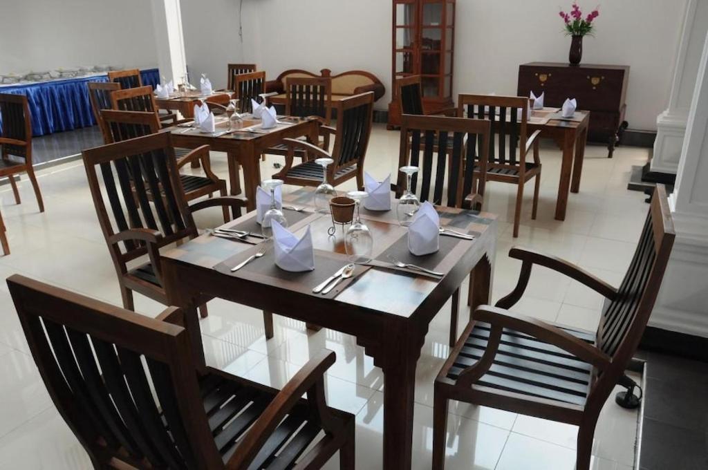 Blue Spring Hotel Wadduwa Ngoại thất bức ảnh