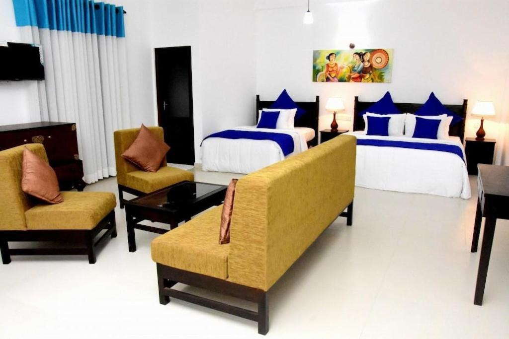 Blue Spring Hotel Wadduwa Ngoại thất bức ảnh